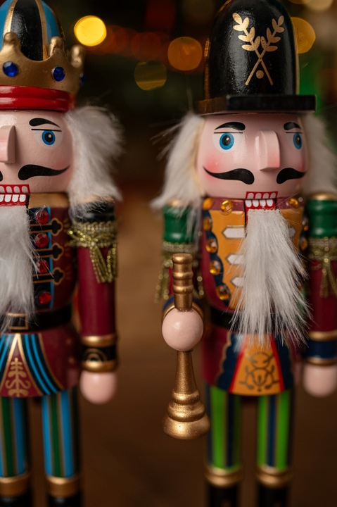 ŚWIĄTECZNE FIGURKI DZIADEK DO ORZECHÓW DUŻY DREWNIANY OZDOBA NA PODSTAWCE