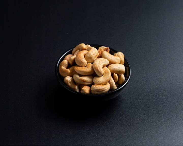 ORZECHY NERKOWCA 1 KG 1000G CAŁE ORZECHY NERKOWCE NERKOWIEC PYSZNE I DUŻE