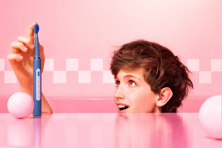 SZCZOTECZKA SONICZNA ELEKTRYCZNA DO ZĘBÓW DLA DZIECI 8+ VITAMMY SPLASH USB