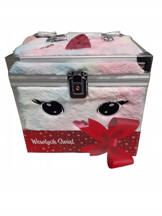 Kosmetyczka walizka dziecięca z produktami do makijażu I Love My Style 32