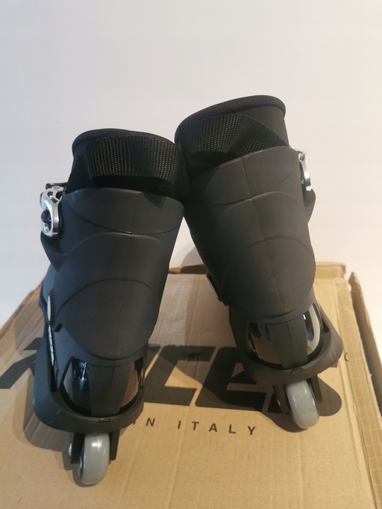 Łyżworolki Roces M12 UFS czarne r.41/ 41,5