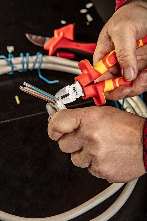 NEO TOOLS SZCZYPCE BOCZNE DLA ELEKTRYKA 160MM 1000V POLEROWANE CrV 01-226