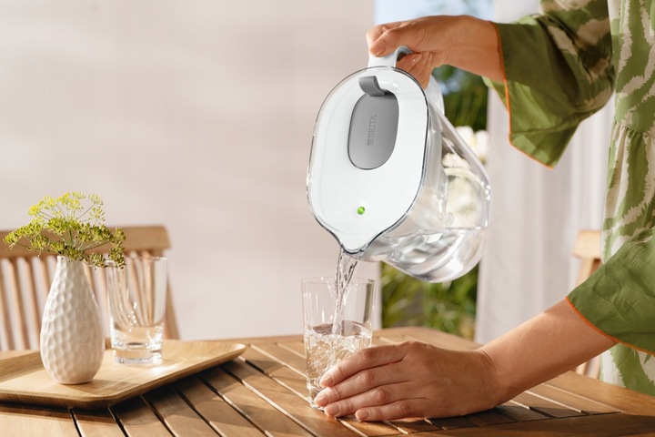 Szary dzbanek filtrujący BRITA Style XL + filtr do wody MAXTRA PRO Pure