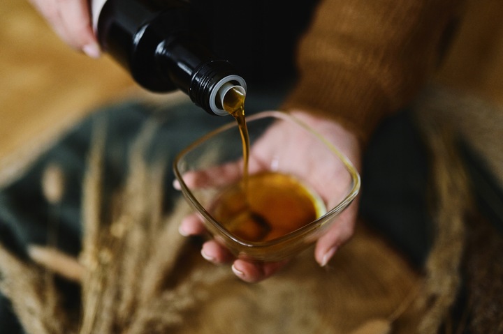 OLEJ Z CZARNUSZKI 500ml 10,62! mg/g TYMOCHINONU zimnotłoczony NIERAFINOWANY