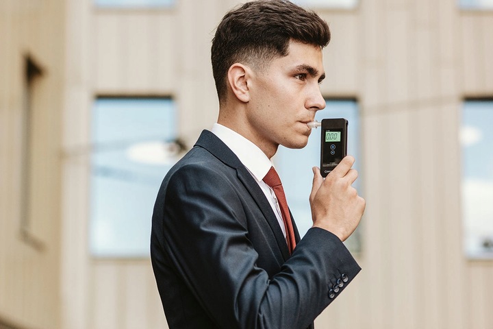 Alkomat BACSCAN F60 PRO + pokrowiec + ustniki 25 + prezent