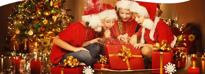 Figurka Święty Mikołaj z poruszającym się pociągiem światłami LED muzyką