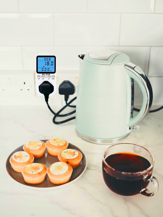 WATOMIERZ LICZNIK ENERGII POBORU PRĄDU MIERNIK ELEKTRONICZNY WOLTOMIERZ 16A