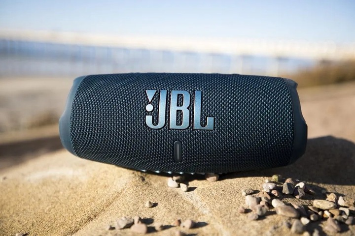 Głośnik przenośny JBL Charge 5 niebieski