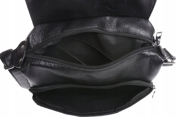 ŚREDNIA TOREBKA DAMSKA LISTONOSZKA Z KLAPKĄ czarny