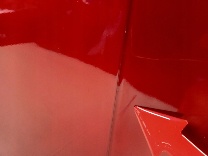 KOSTKARKA DO LODU TCL ICE R9 CZERWONA