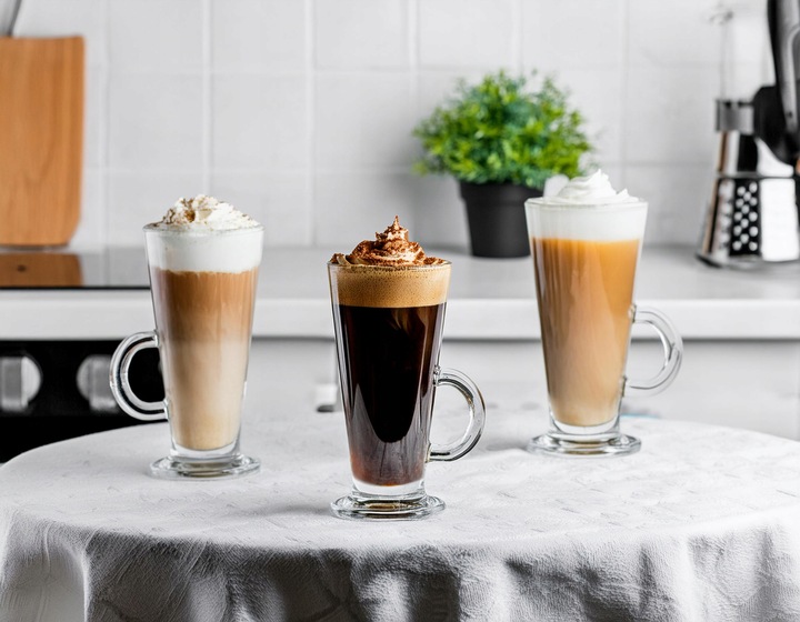 Zestaw 6 szklanek Caffe Latte i 6 łyżeczek Glasmark