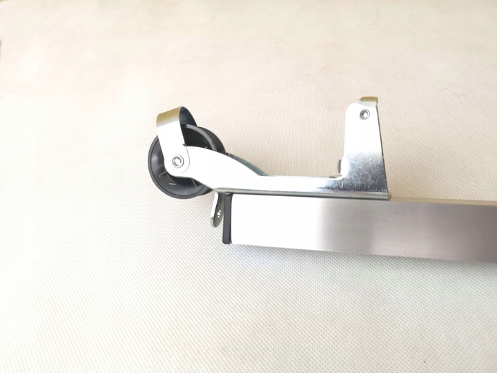 Prowadnica kotwicy z blokadą do pontonu lub łodzi