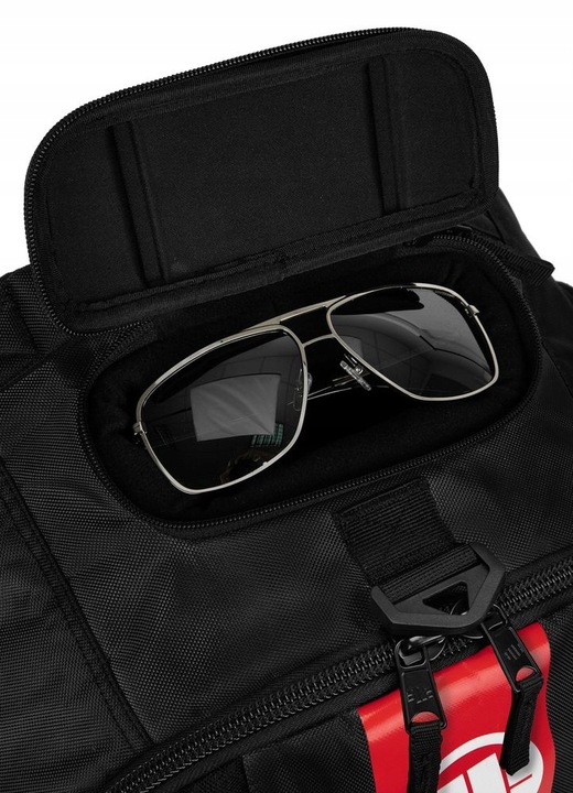 PITBULL WEST COAST PLECAK HILLTOP MEDIUM CONVERTIBLE 2 CZARNY .N