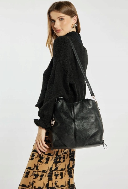 Torebka Damska KLASYCZNA SHOPPER MONNARI NA RAMIĘ Aktówka Czarna Premium