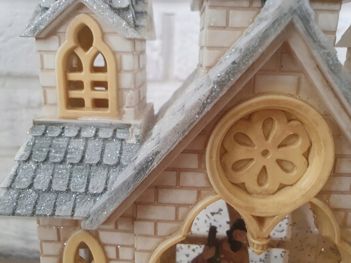 SZOPKA BOŻONARODZENIOWA ŚWIECI GRA KOLĘDA LAMPION pozytywka HURT