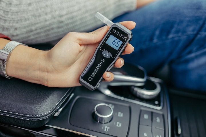 Alkomat BACSCAN F30 + kalibracje + pokrowiec