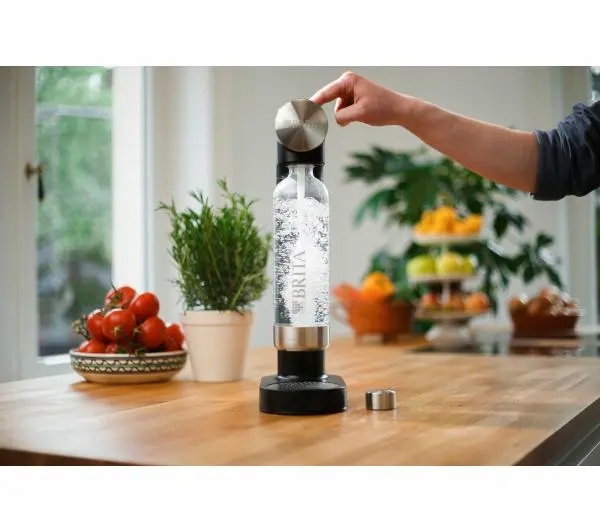 Saturator do wody gazowanej Brita SodaOne Czarny Butelka 0,8L