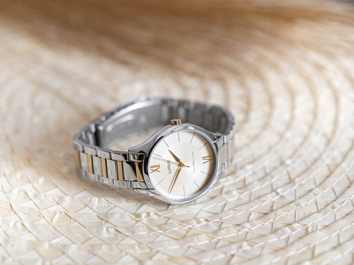 DAMSKI ZEGAREK LORUS RG261QX9 Z OPAKOWANIEM