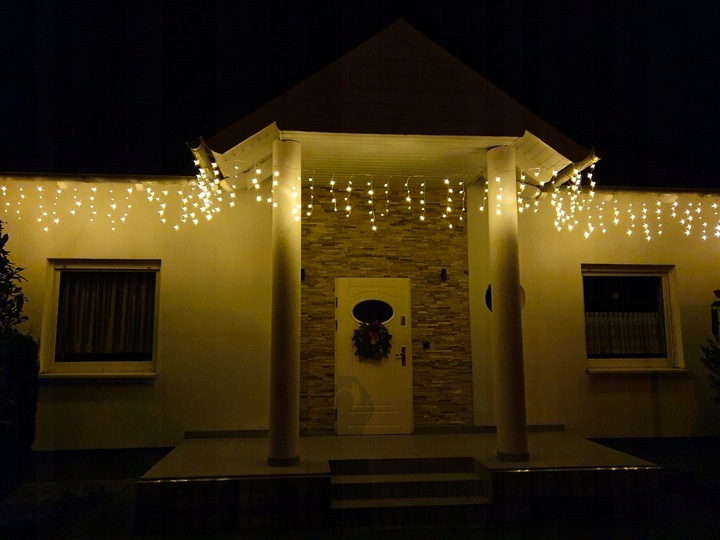 Kurtyna świetlna Led sople 301 - 500 lampek