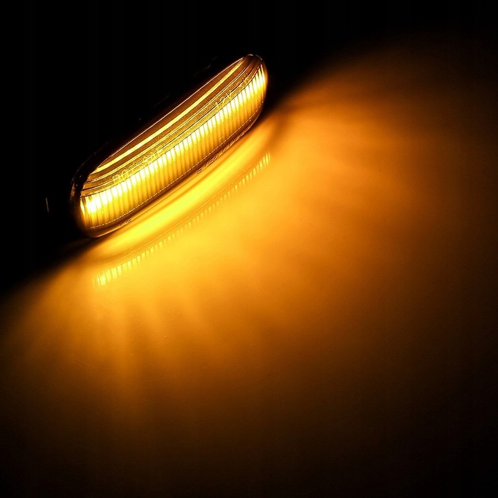 Kierunkowskazy LED A3 S3 8P A4 S4 RS4 B6 B7 A6 S6 RS6 C6 dynamiczne dymione