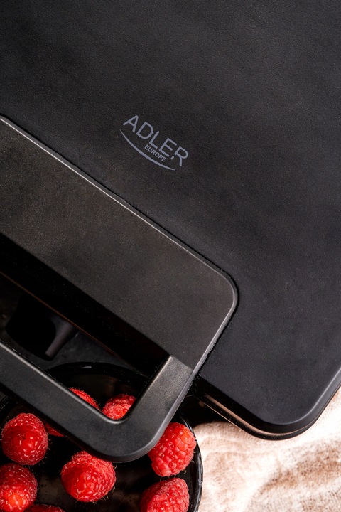 GOFROWNICA AD3049 ADLER 1800W NA 4 CHRUPIĄCE GOFRY