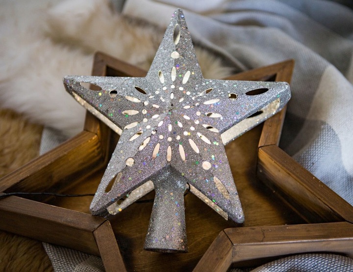 ŚWIECĄCA GWIAZDA OZDOBA NA CHOINKĘ LED Z PROJEKTOREM CZUBEK SREBRNA NA PRĄD