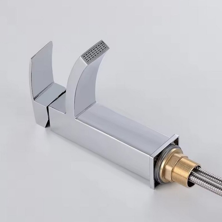 BATERIA UMYWALKOWA KRAN UMYWALKI CHROM NISKA ŁAZIENKOWA CUBIC WODOSPAD