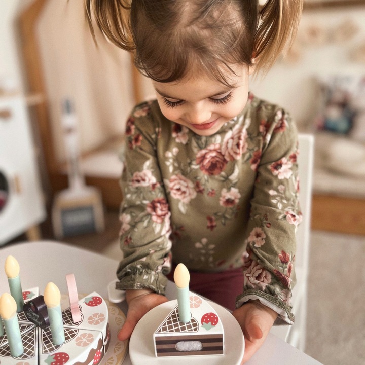 TORT URODZINOWY DREWNIANY ZE ŚWIECZKAMI TOOKY TOY