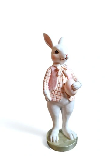 FIGURKA WIELKANOCNY PAN ZAJĄC KRÓLIK model XVI róż