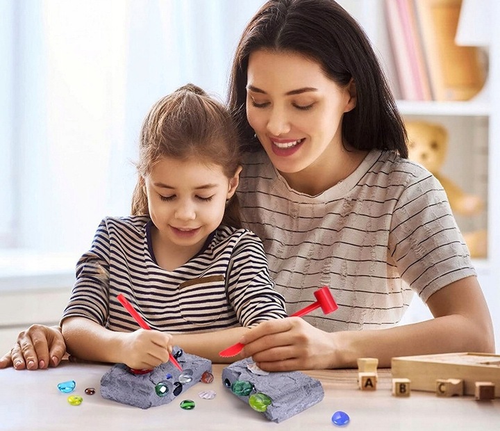 WYKOPALISKA KOPALNIA KRYSZTAŁÓW DIAMENTÓW ZABAWKA ARCHEOLOG ARCHEOLOGICZNE