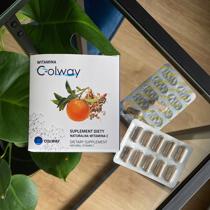 Witamina C COLWAY: Ekstrakt z gorzkiej pomarańczy i kiełkujące gryki 100kap