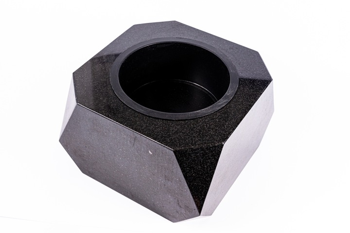 Ekskluzywna Misa Granitowa Nagrobna na Pomnik Na Cmentarz Szara 15x25cm