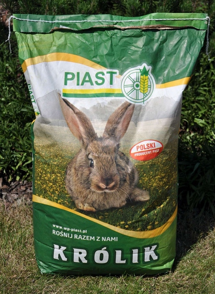 Piast pasza karma Królik Tucz granulat dla królików 25kg