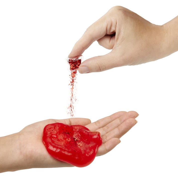 Classic Rainbow Fashion Doll - Ruby (czerwony)