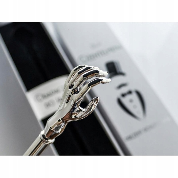 DRAPACZKA do JAJEK faceta chłopaka na URODZINY 18