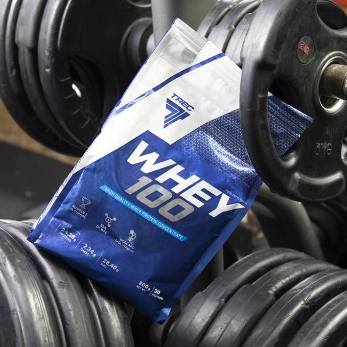 PYSZNE BIAŁKO WPC Trec Whey 100 700g PROTEINY NA MASĘ MIĘŚNIE DO TRENINGU