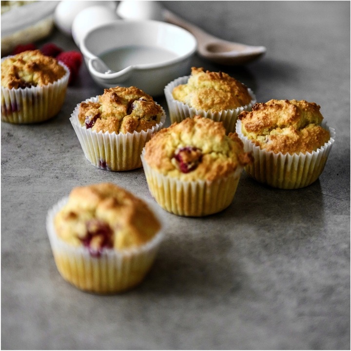 ORZECH LASKOWY 1kg ORZECHY LASKOWE,CAŁY ŁUSKANY, HAZELNUT HiFOOD