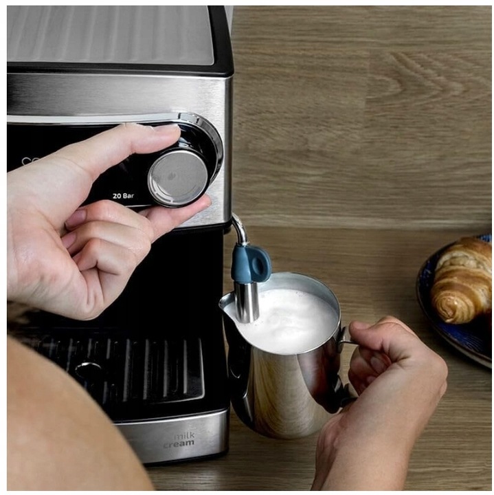 EKSPRES DO KAWY KOLBOWY Cecotec Power Espresso 20 srebrny/szary