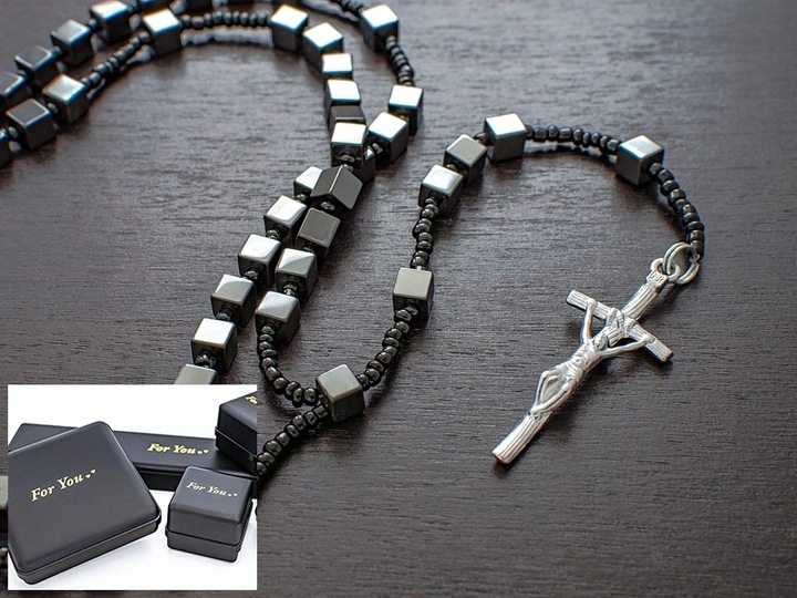 NASZYJNIK RÓŻANIEC Z KRZYŻEM PAPIESKIM