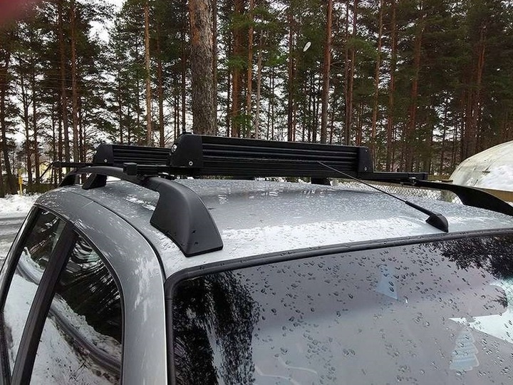 UCHWYT NARCIARSKI BAGAŻNIK 5 PAR NART 4 DESKI Amos