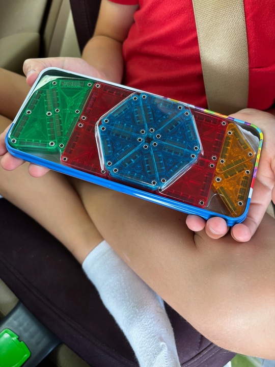 klocki magnetyczne podróżne Travel microMAGS 26 elementów Magna Tiles