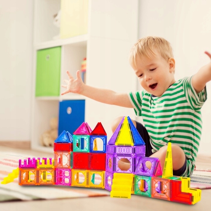 Klocki Magnetyczne 3D Zamek i Pojazdy Duży Zestaw 110 Elementów Edukacyjne