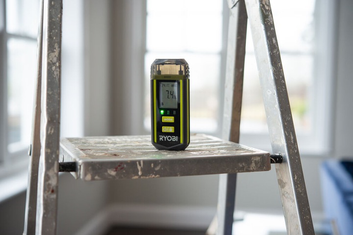 RYOBI MIERNIK POMIARU WILGOTNOŚCI WILGOTNOŚCIOMIERZ DREWNA BETONU RBPINMM1
