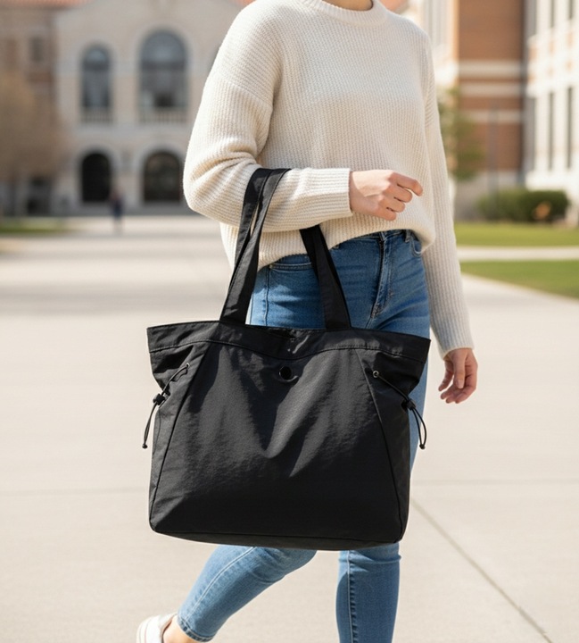 TORBA NA RAMIĘ DAMSKA CZARNA MIEJSKA NA ZAMEK PRAKTYCZNA POJEMNA LEKKA