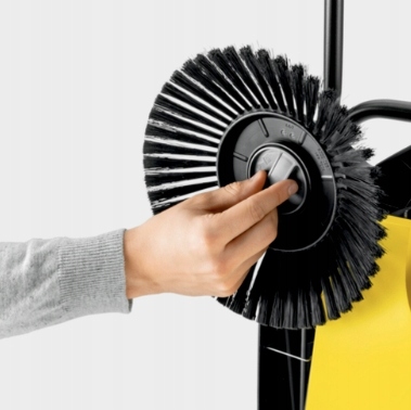 Zamiatarka Karcher S 4 Twin 2w1 1.766-365.0 Do mokrych zanieczyszczeń 20l