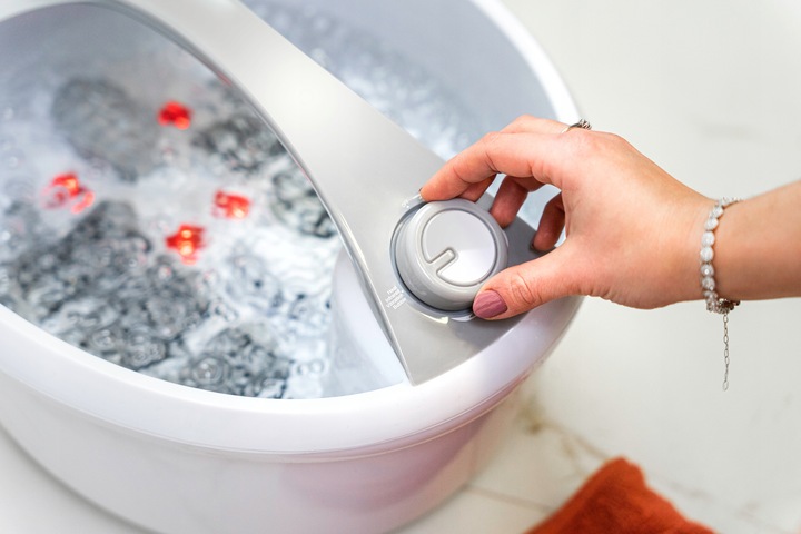 Masażer do stóp first austria PODGRZEWANIE WIBRACJE + BĄBELKI