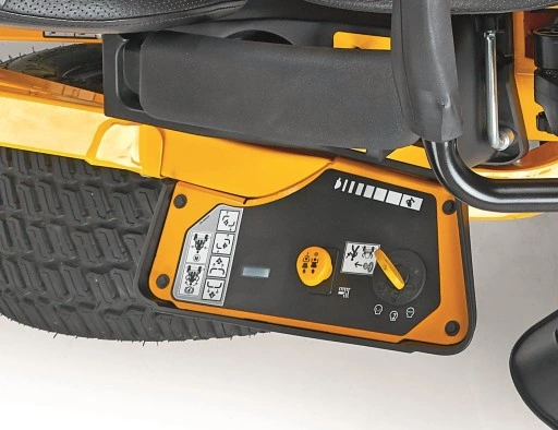 Kosiarka TRAKTOREK Spalinowy CUB CADET Kawasaki 726 cm3 137cm Zero-Turn 2w1