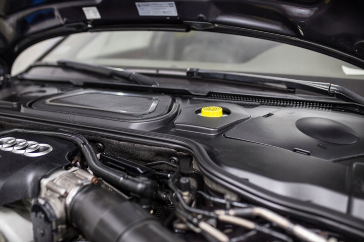 ADBL INTERIOR WOW 500ml DRESSING DO KOKPITU PLASTIKÓW ZESTAW DO APLIKACJI