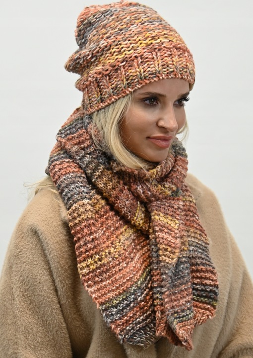 Wełniany Komplet Kobiecy na Zimę Gruby Ciepły Wz4