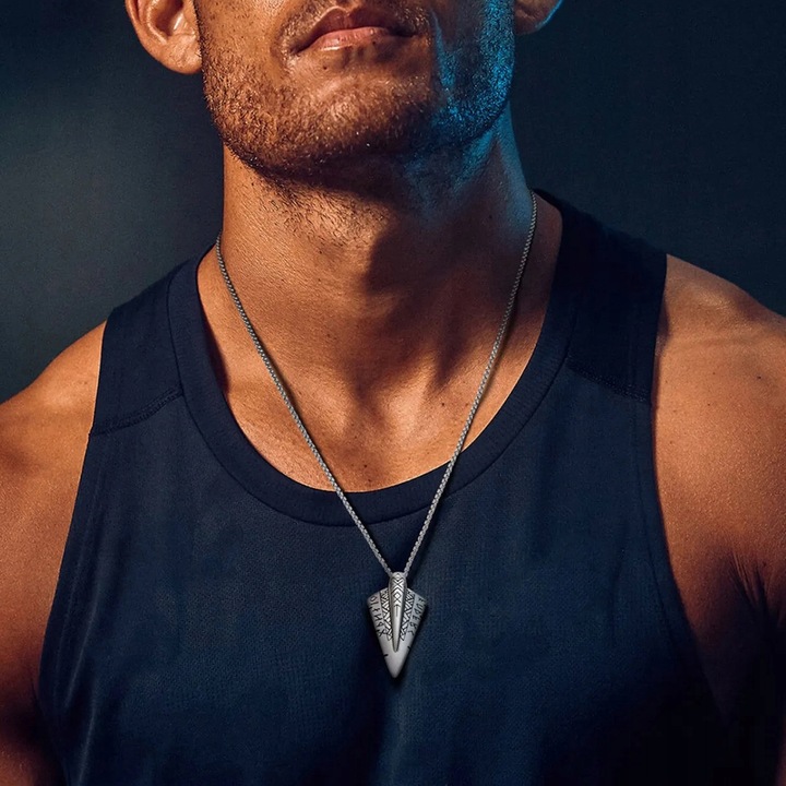 Srebrna Zawieszka Grot do Strzał, Runy Wikingowie